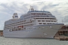 DELPHIN_RENAISSANCE_08-09-2005_4.JPG