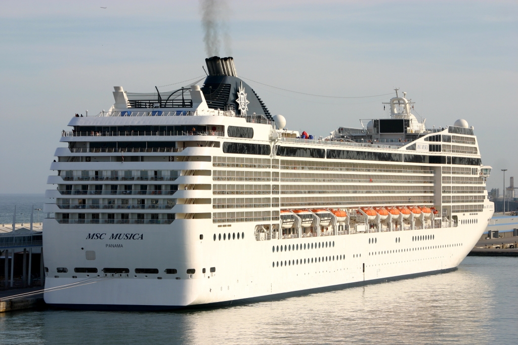 MERCHANTSHIPS.info - MSC Musica/MSC Musica